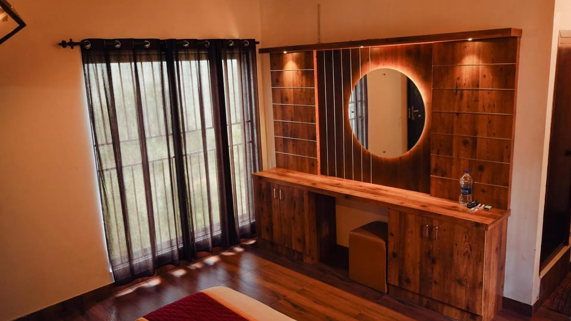 Vaduvanchal Haze Woods Resort
