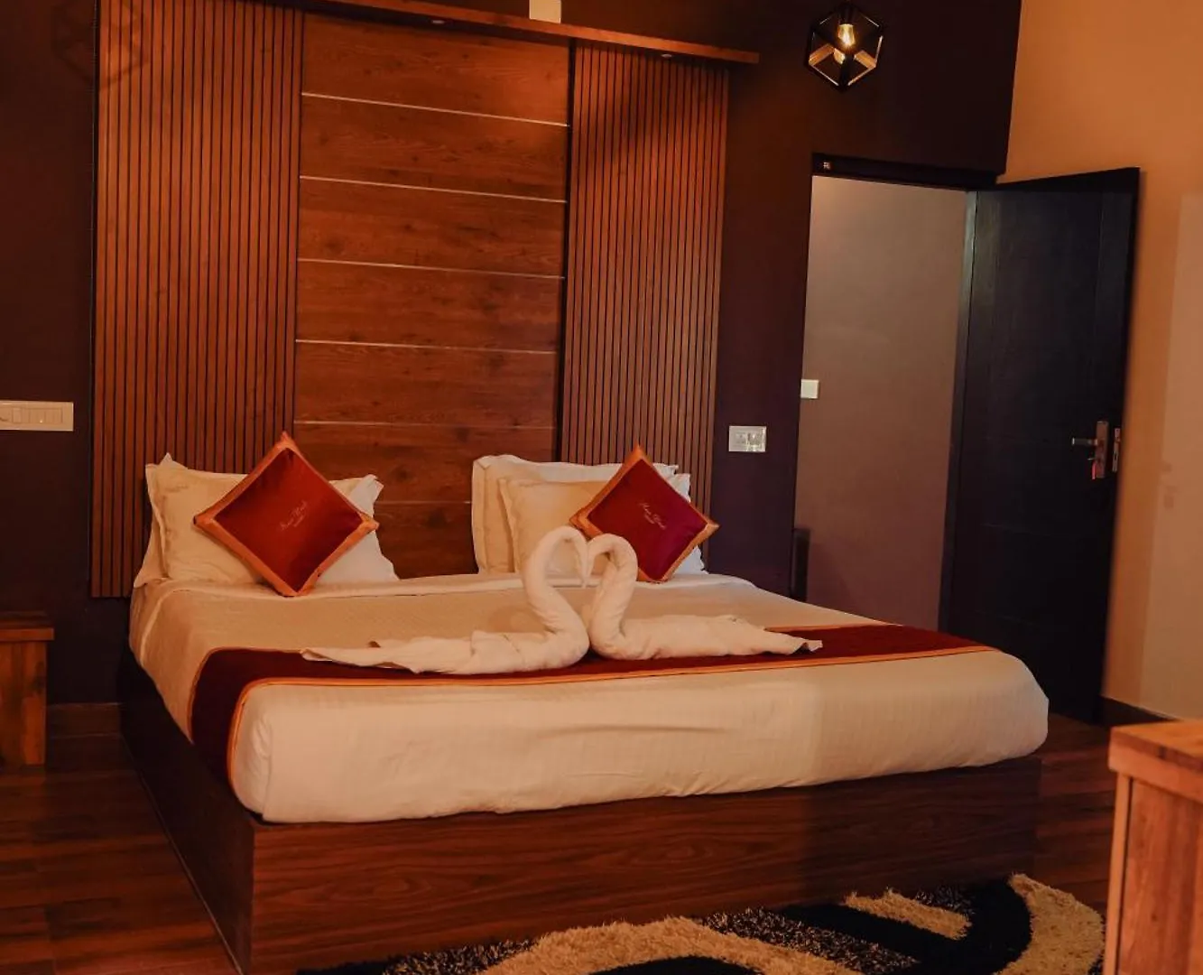 Vaduvanchal Haze Woods Resort