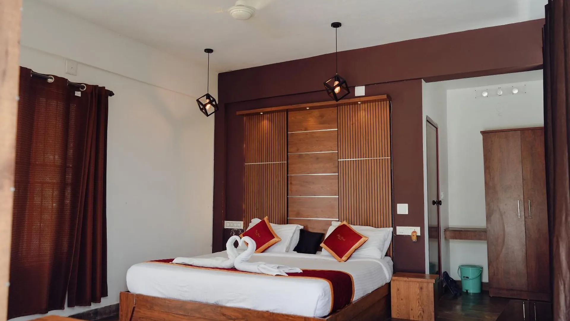 Vaduvanchal Haze Woods Resort 0*,  הודו