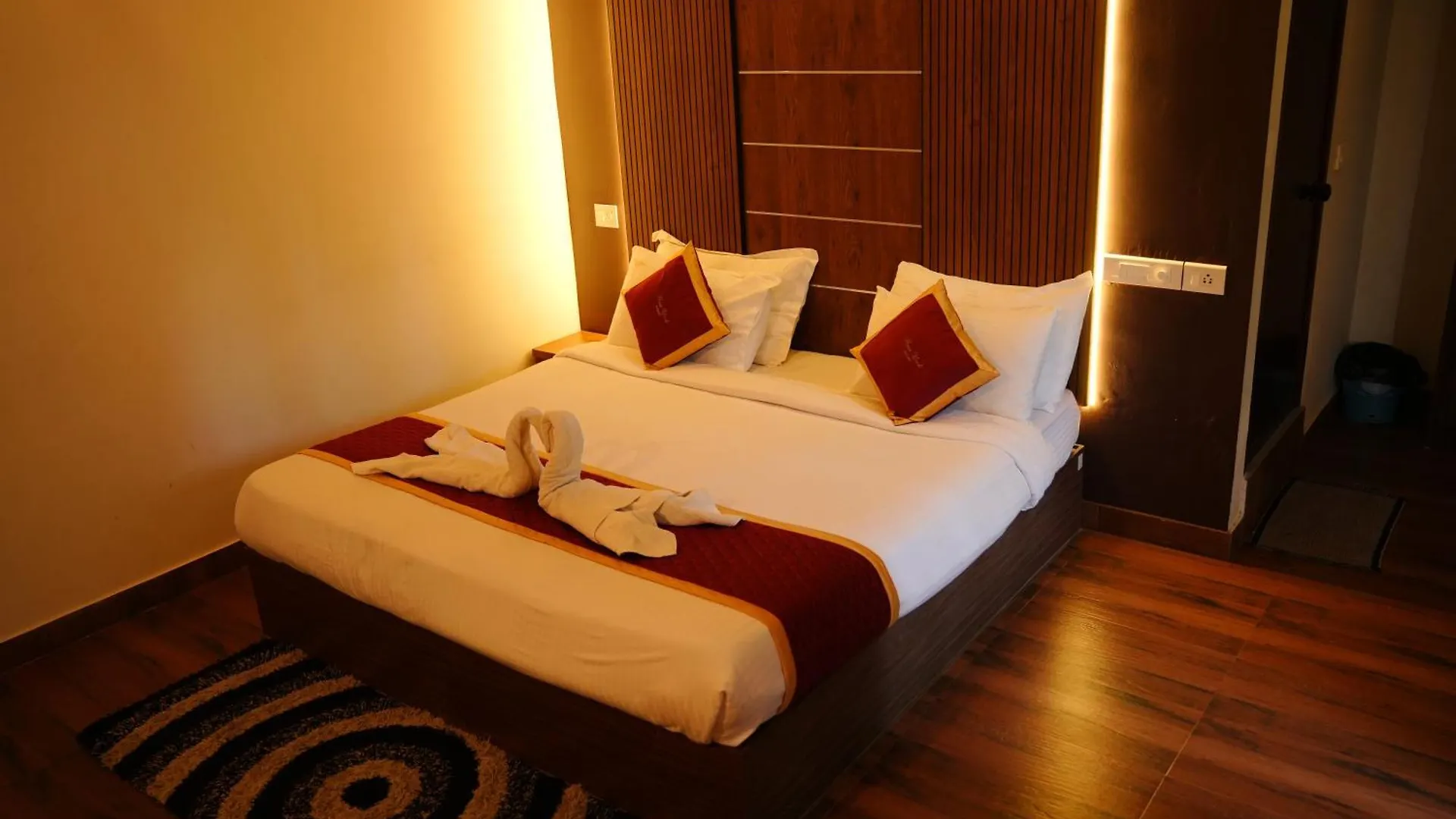 Haze Woods Resort Vaduvanchal 0*,  Indien
