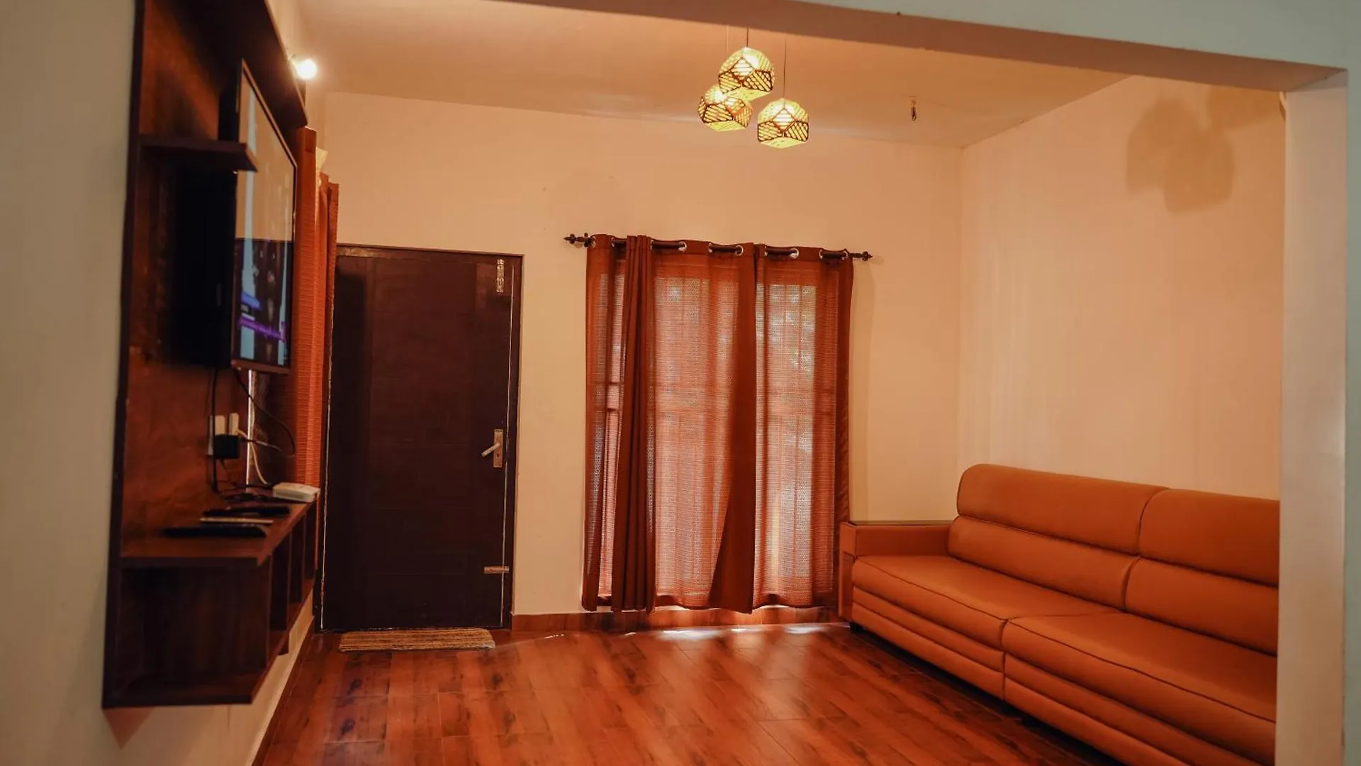 Haze Woods Resort Vaduvanchal